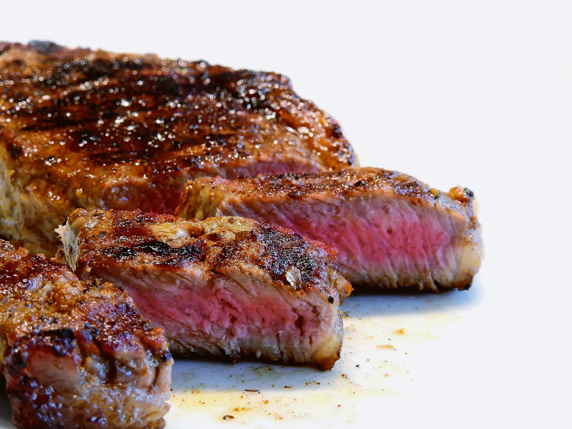 バーベキュー（BBQ)必須食材！お肉の必要な量と合う種類は？